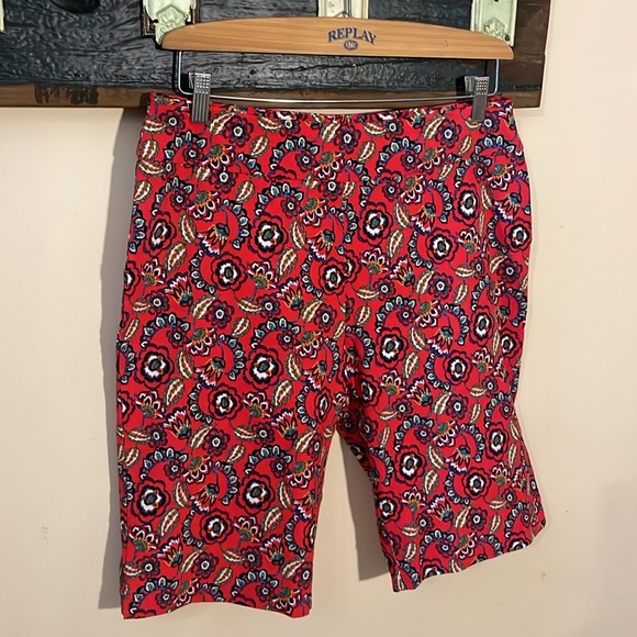 2/$18 Zac & Rachel Red Hibiscus Bermuda Shorts Size Large - Picture 5 of 12